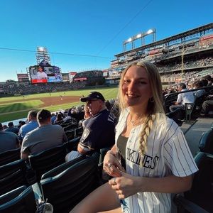 Meet your Posher, Maddie